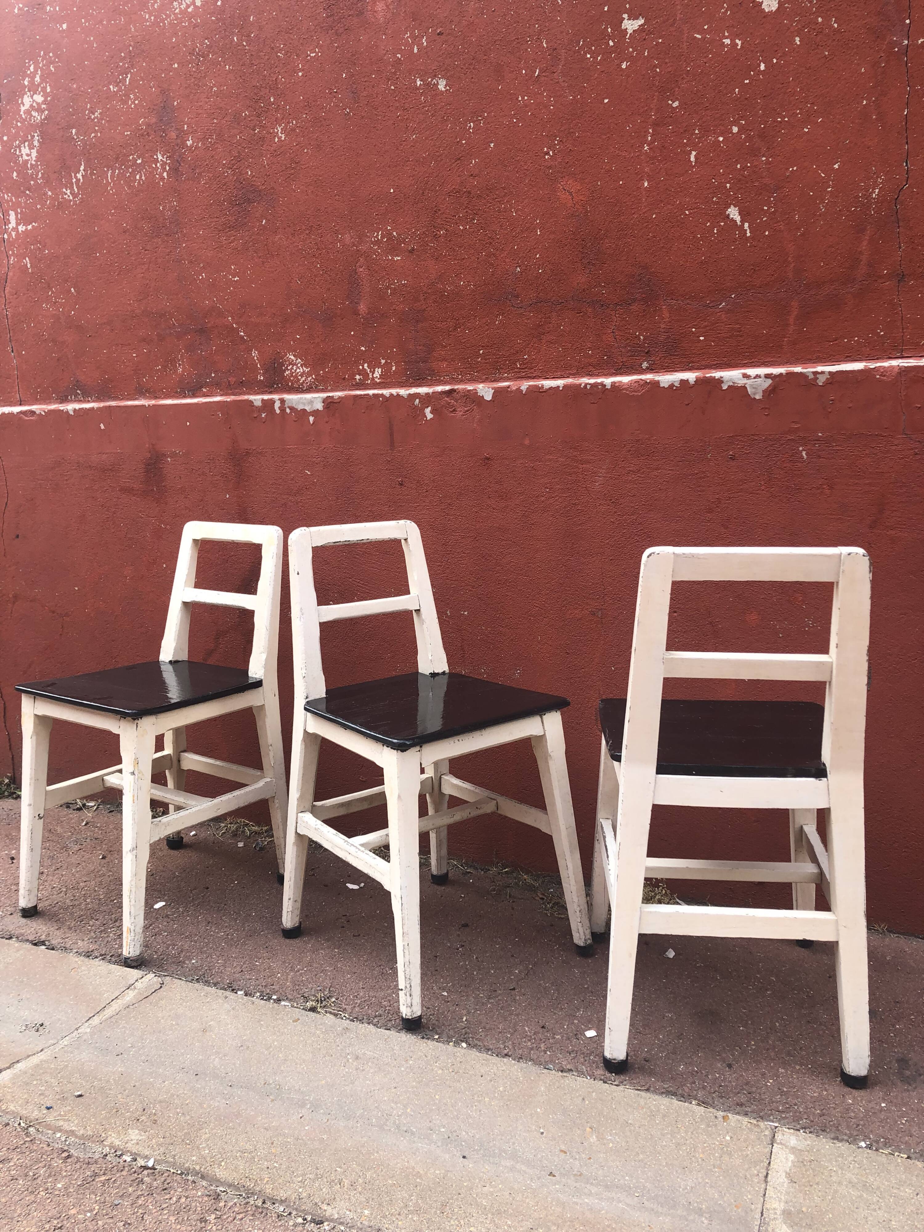 Lot of 3 vintage chairs