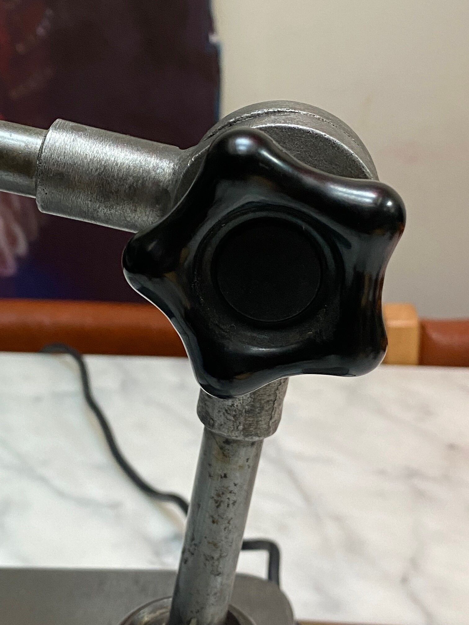 Vintage industrial magnifying lamp Jean Toulemonde 60s