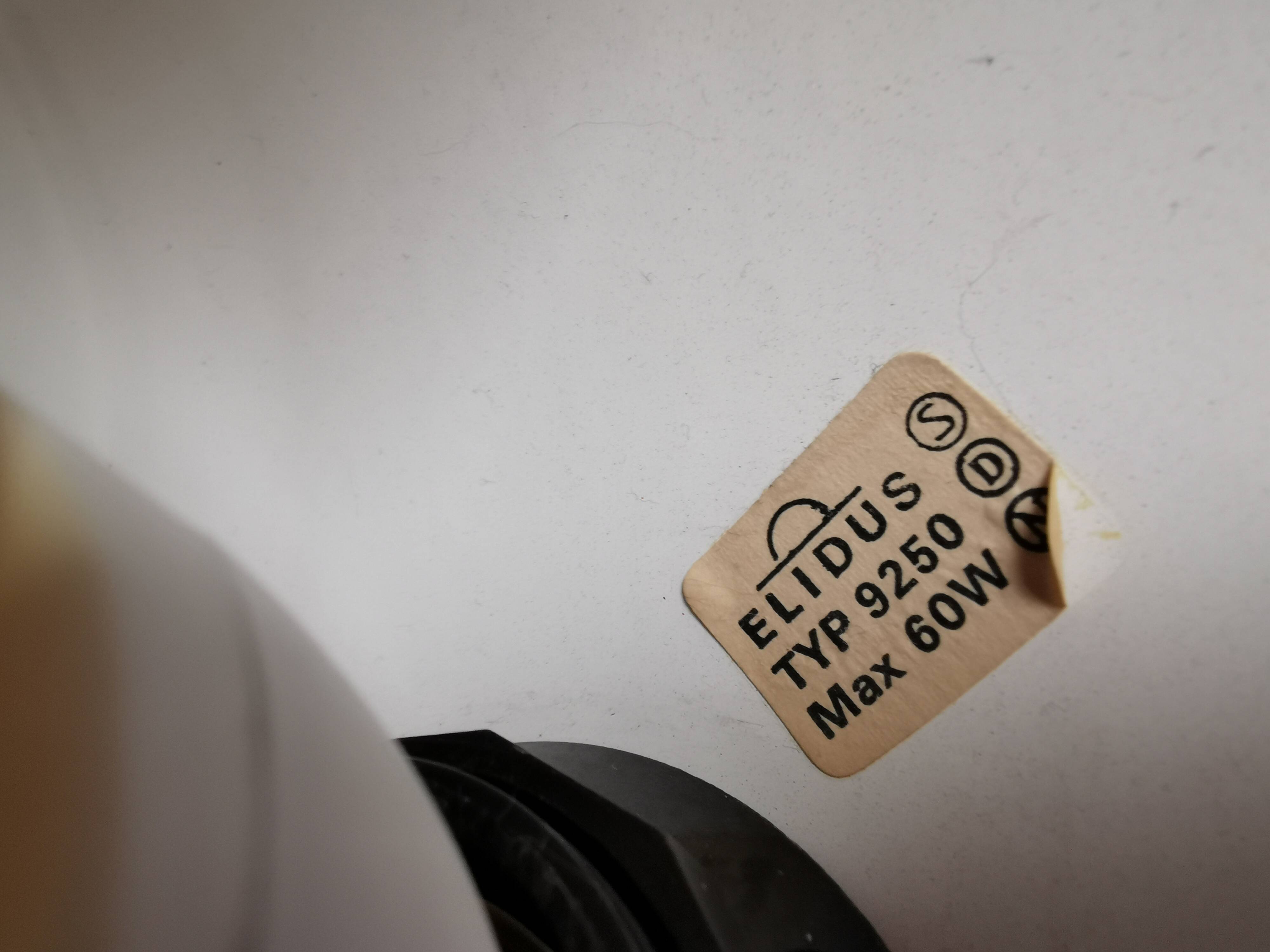 Swedish wall lamp from the 1970s  Hans-Agne Jakobsson  attribution Elidus 9250