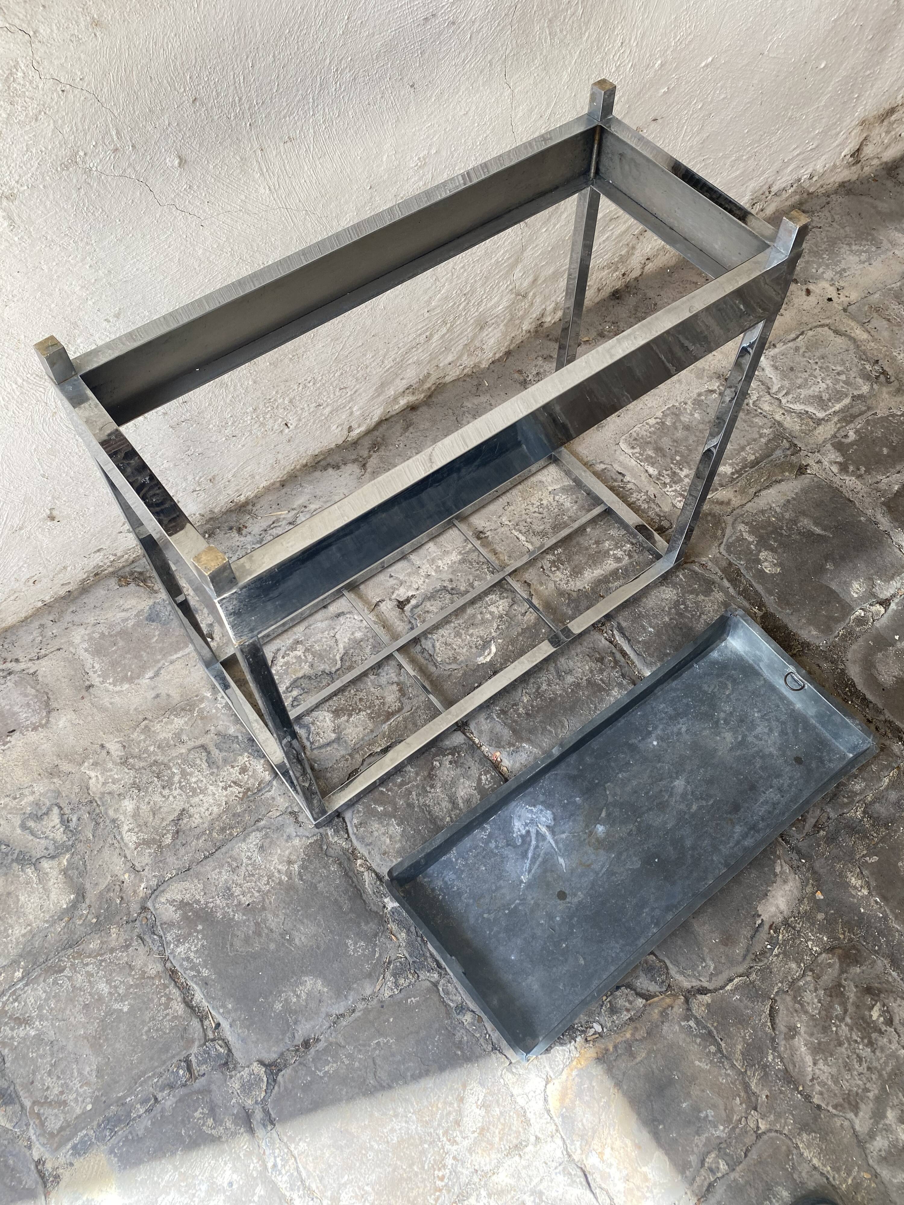 Chromed metal umbrella stand