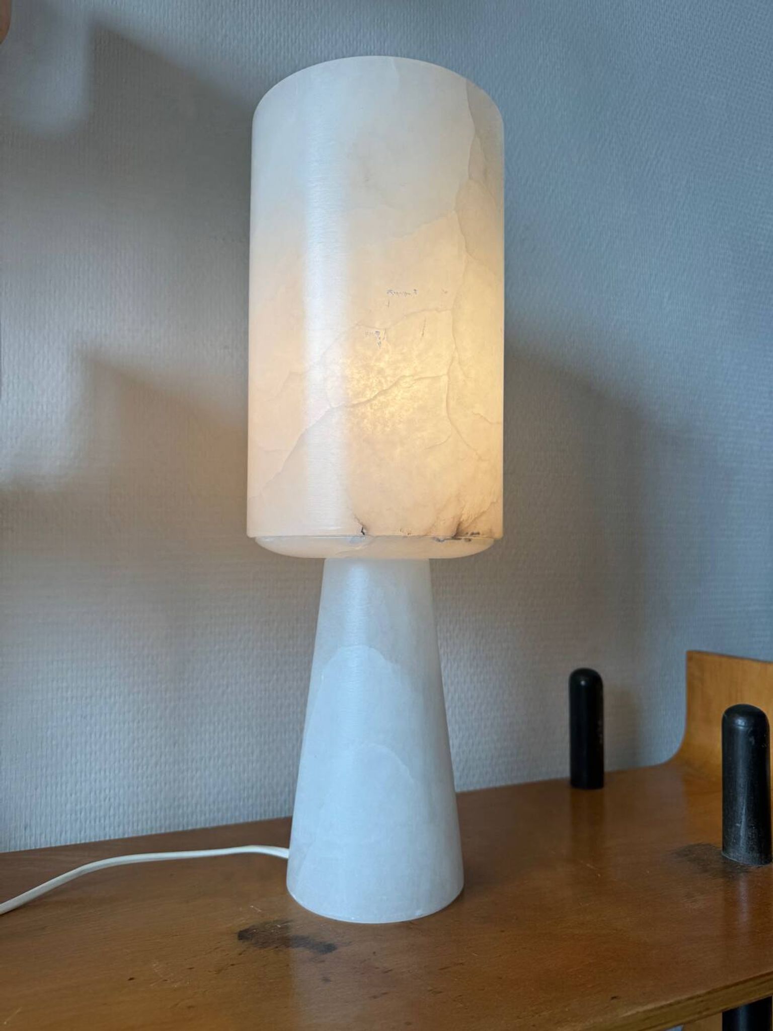 Mid-Century Modernist Spanish Alabaster Table Lamp, 1990s