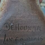 Sandstone utensil holder