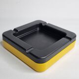 Empty pocket ashtray Rexite, studio Erre, two-color, 70s