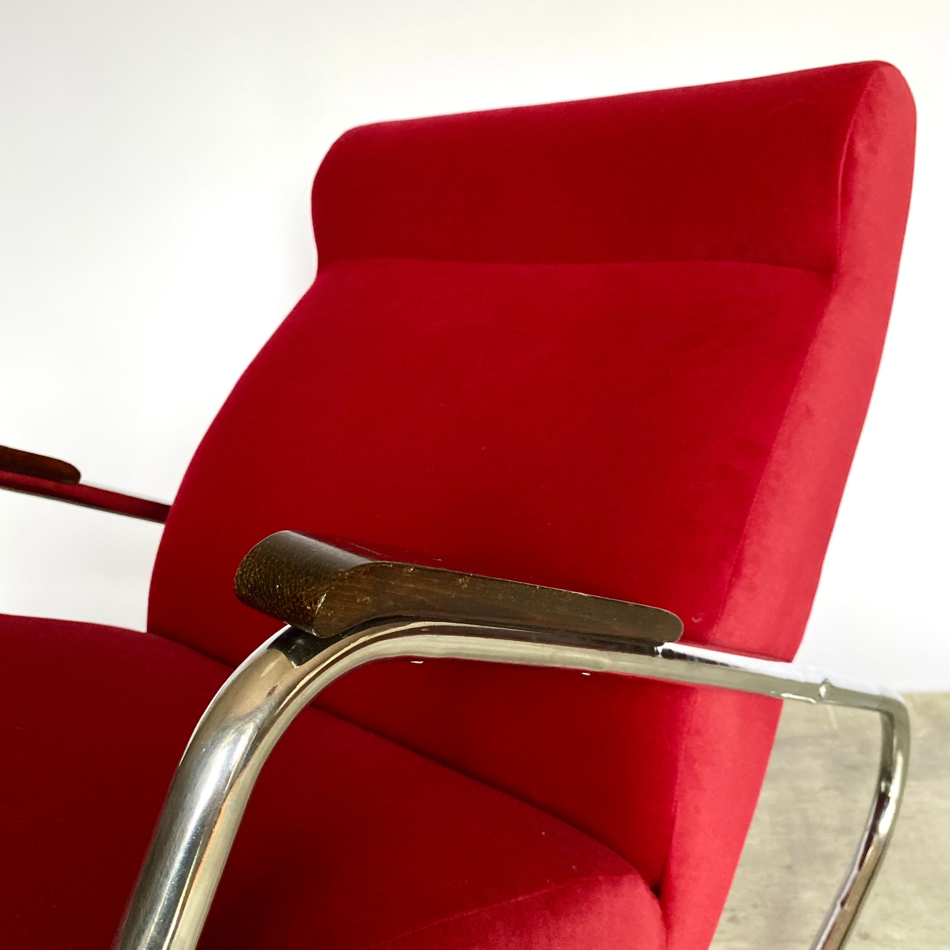 Vintage bauhaus rocking armchair from 1950’s