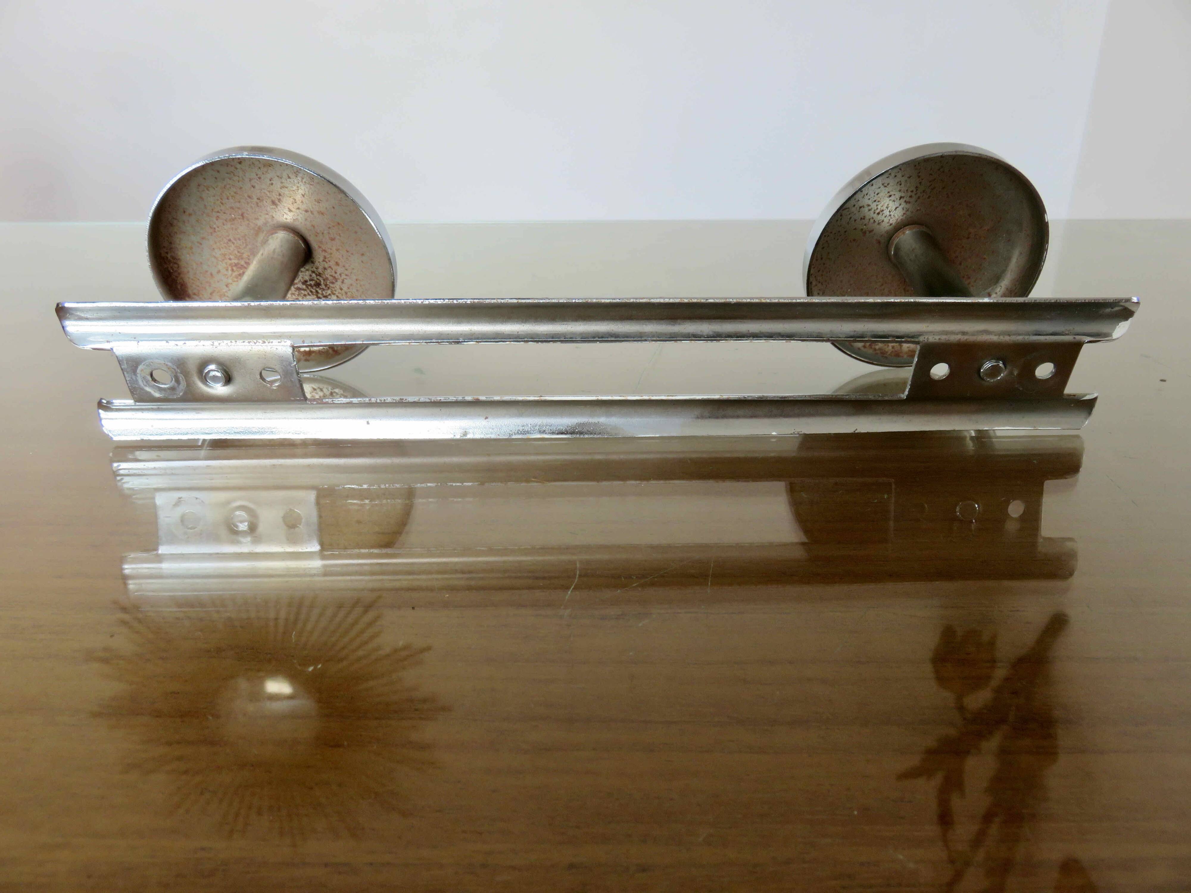 Wall coat rack in chrome metal from the 70s