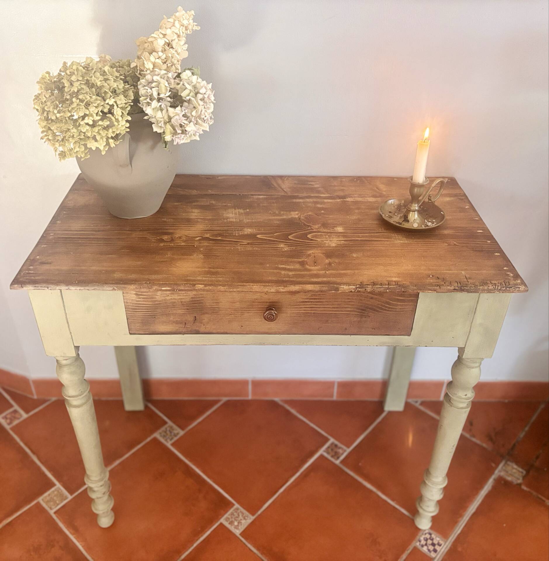 Old patinated wooden console – French country spirit, turned legs.