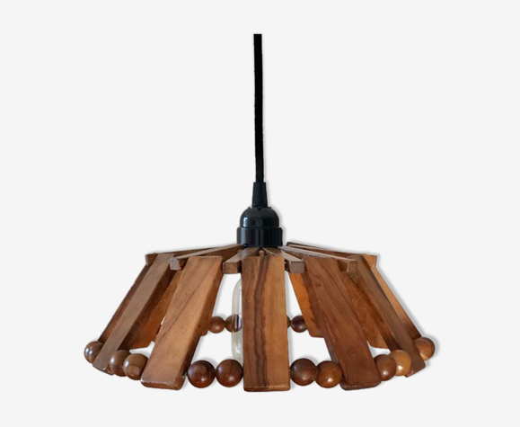 Suspension en bois et perle vintage