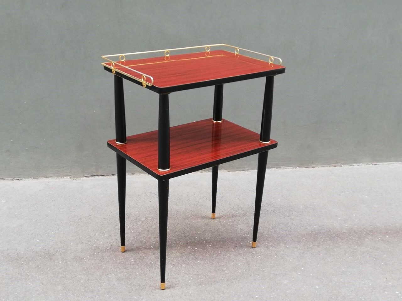 Vintage side table 60