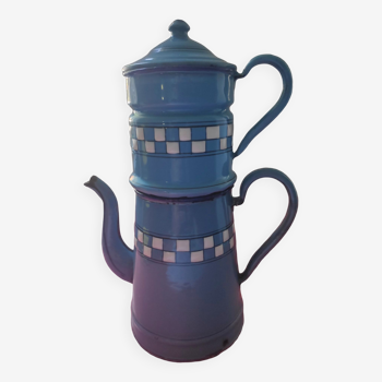 Blue enamelled sheet metal coffee maker with white checkered Lustucru decoration in relief