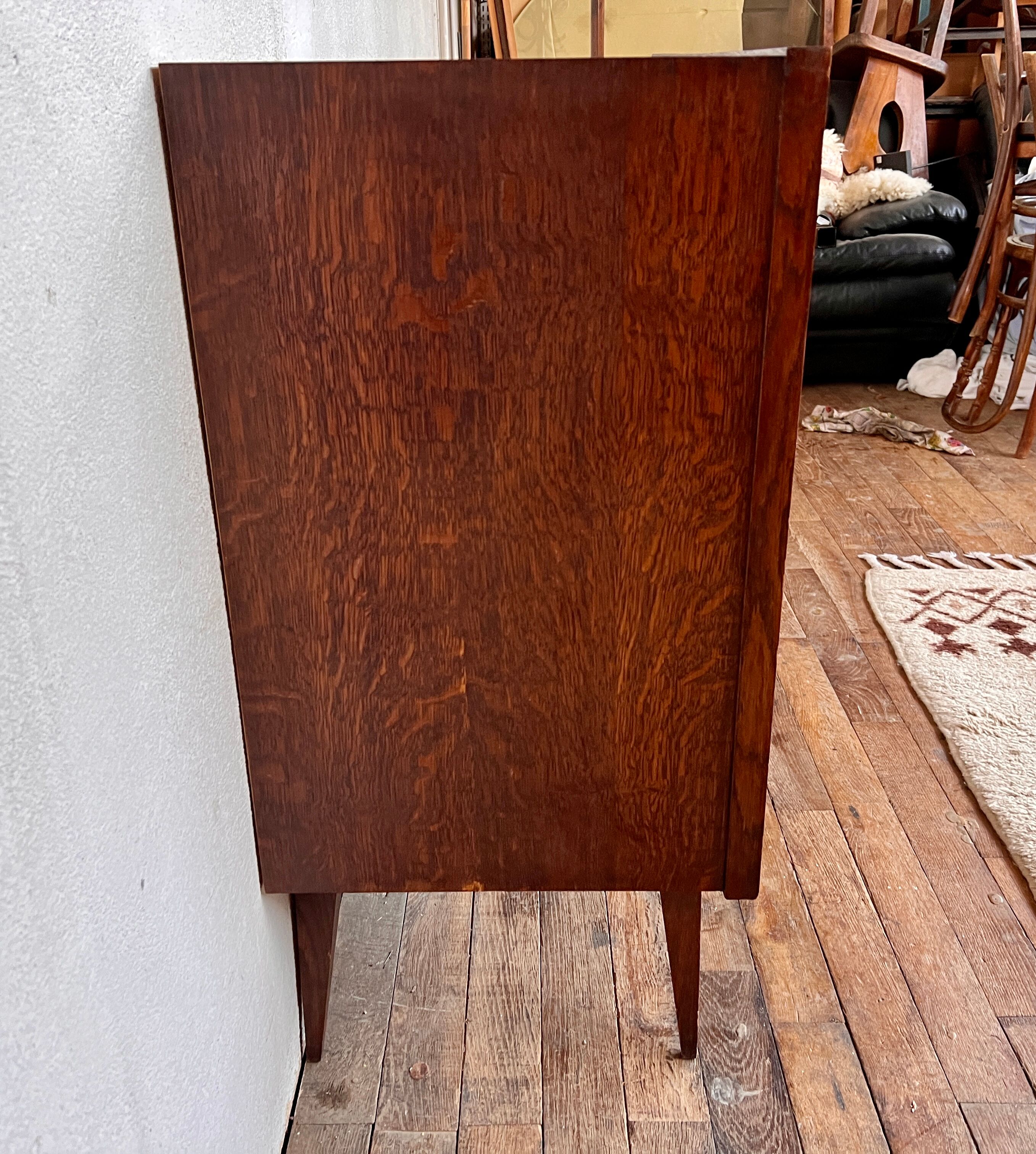 Vintage dresser compass feet