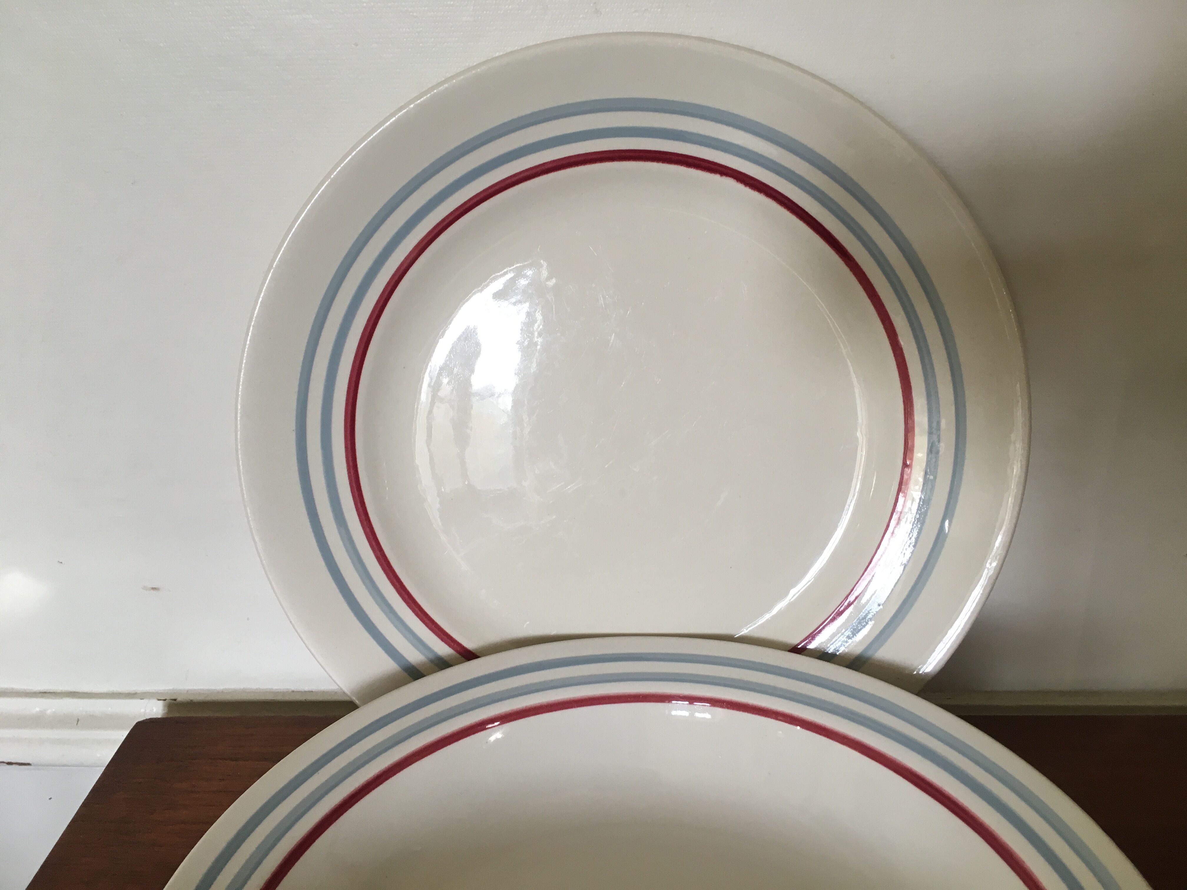 Deep dish and flat plate Moulin des Loups Stanislas model