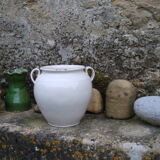 Old grease or confit pot