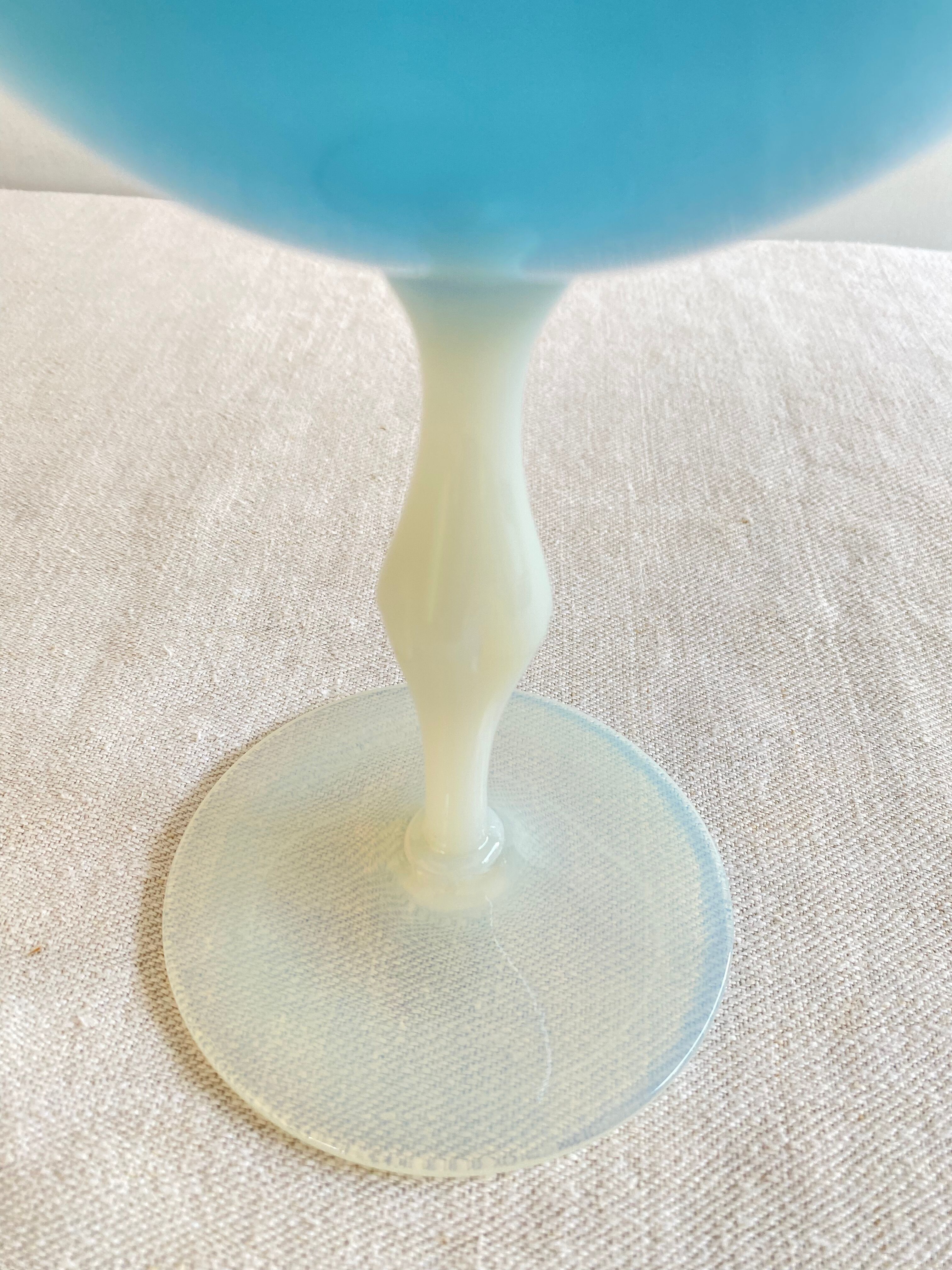 Two-tone cut in vintage Opaline