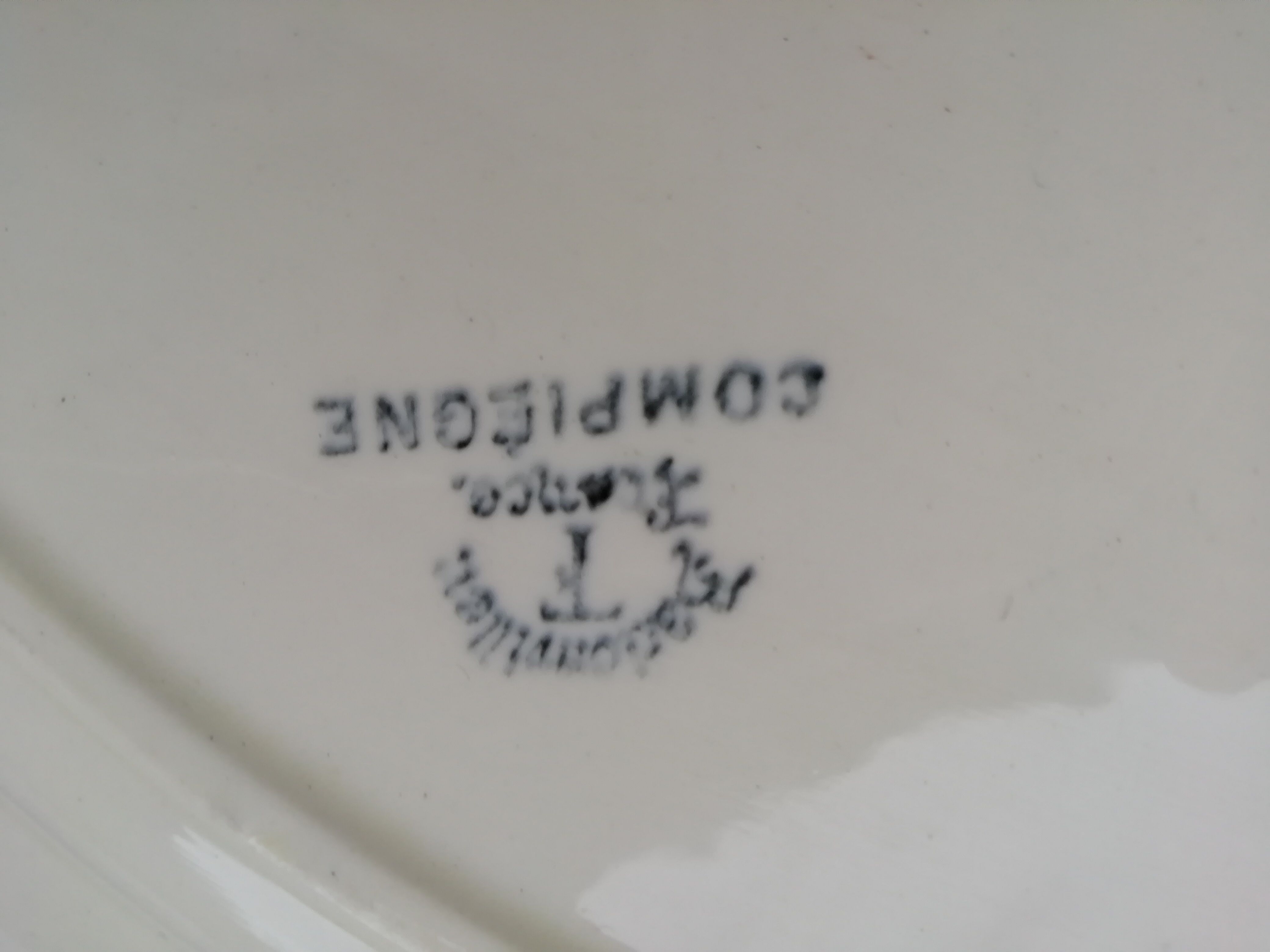 Badonviller blue pink oval dish