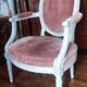 Paire de fauteuils médaillons style Louis XVI