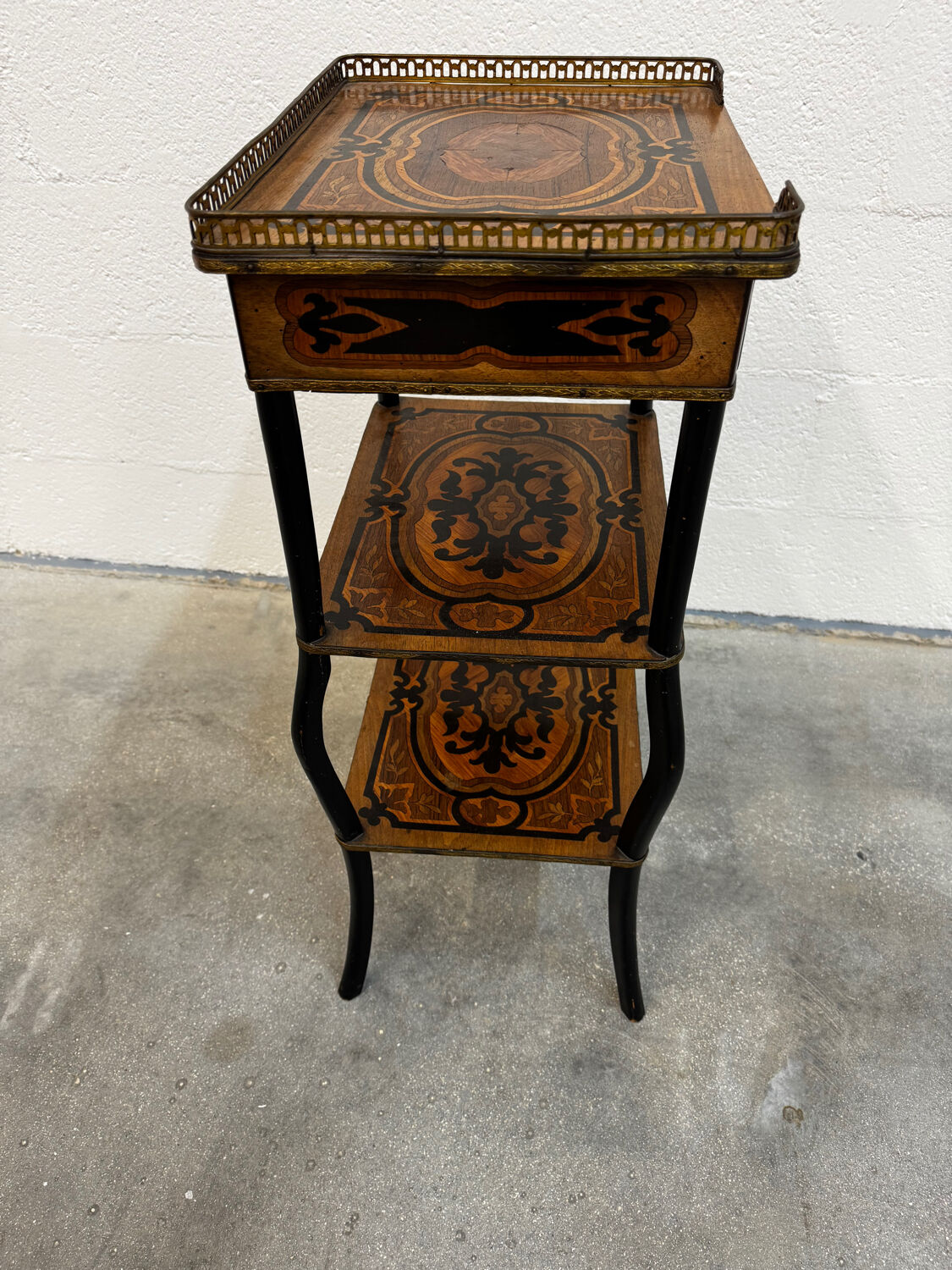 Napoleon III side table in marquetry and gilding