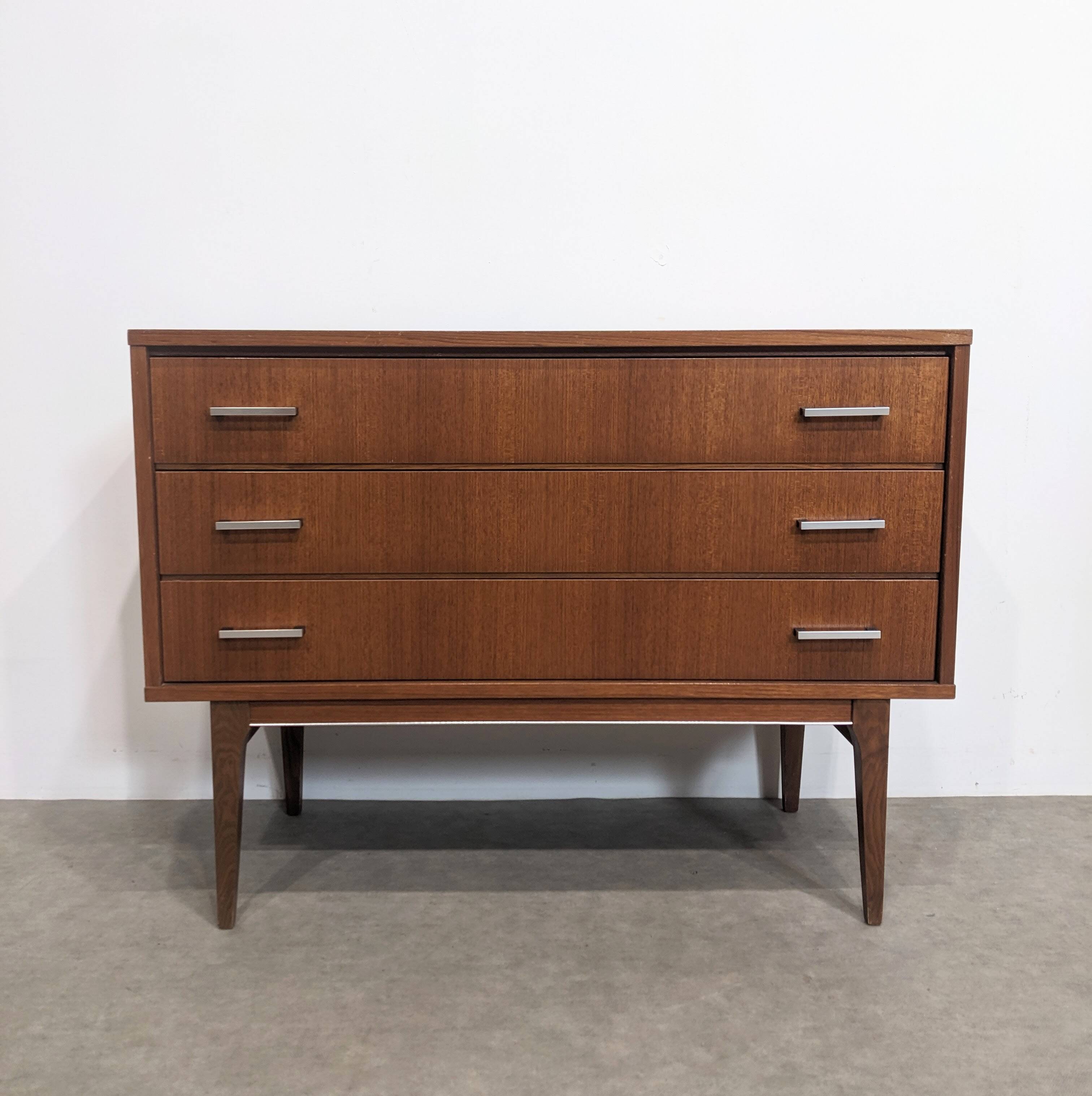 Commode mid-century en teck