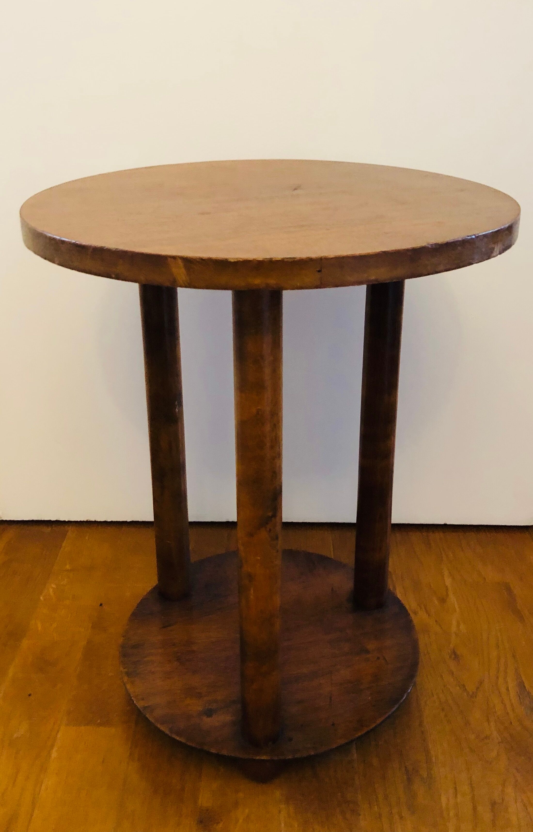 Wooden pedestal table