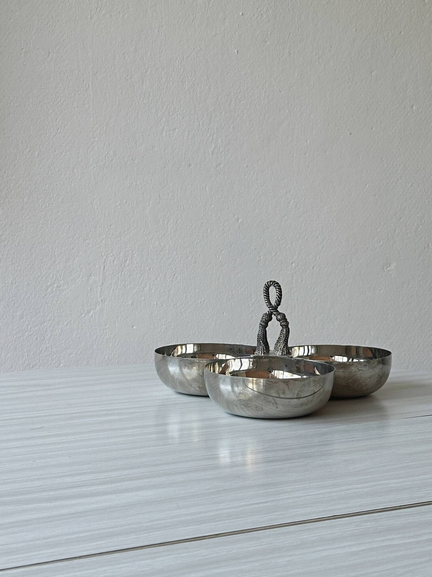 Vintage silver-plated compartment dish – Aperitif server