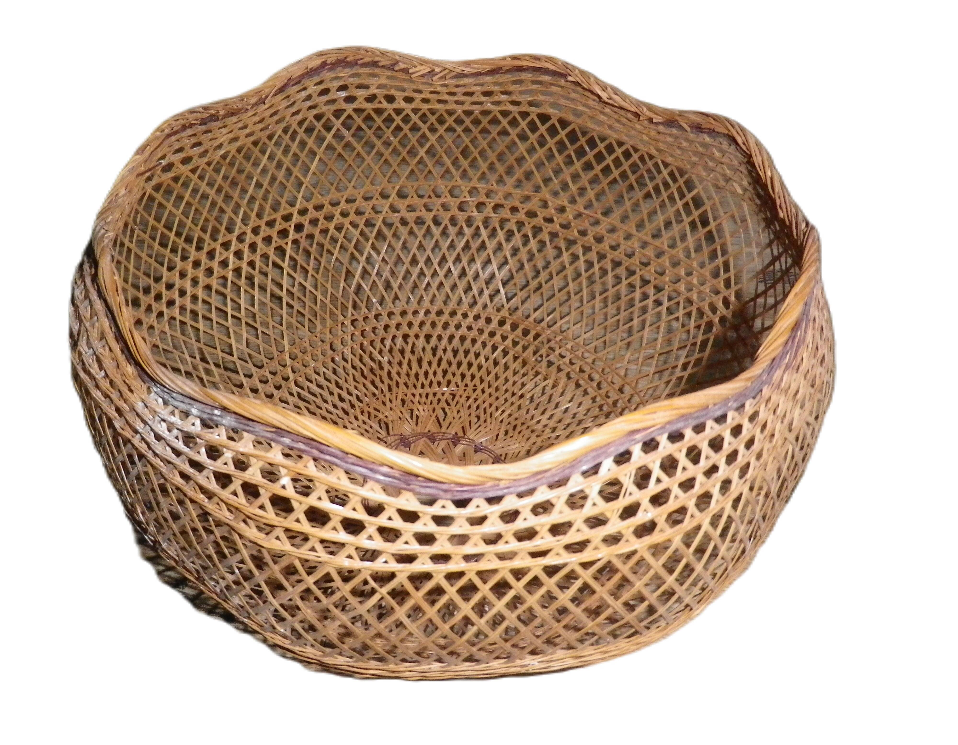 Rattan suspension