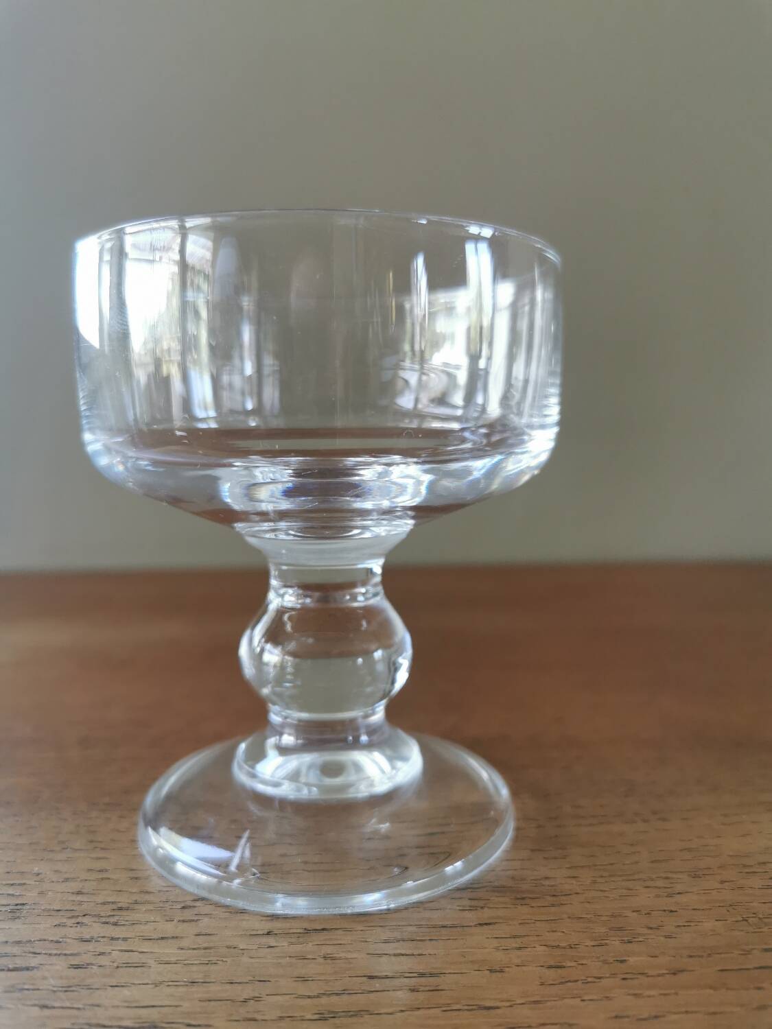 Set of 6 vintage 70s crystal champagne glasses