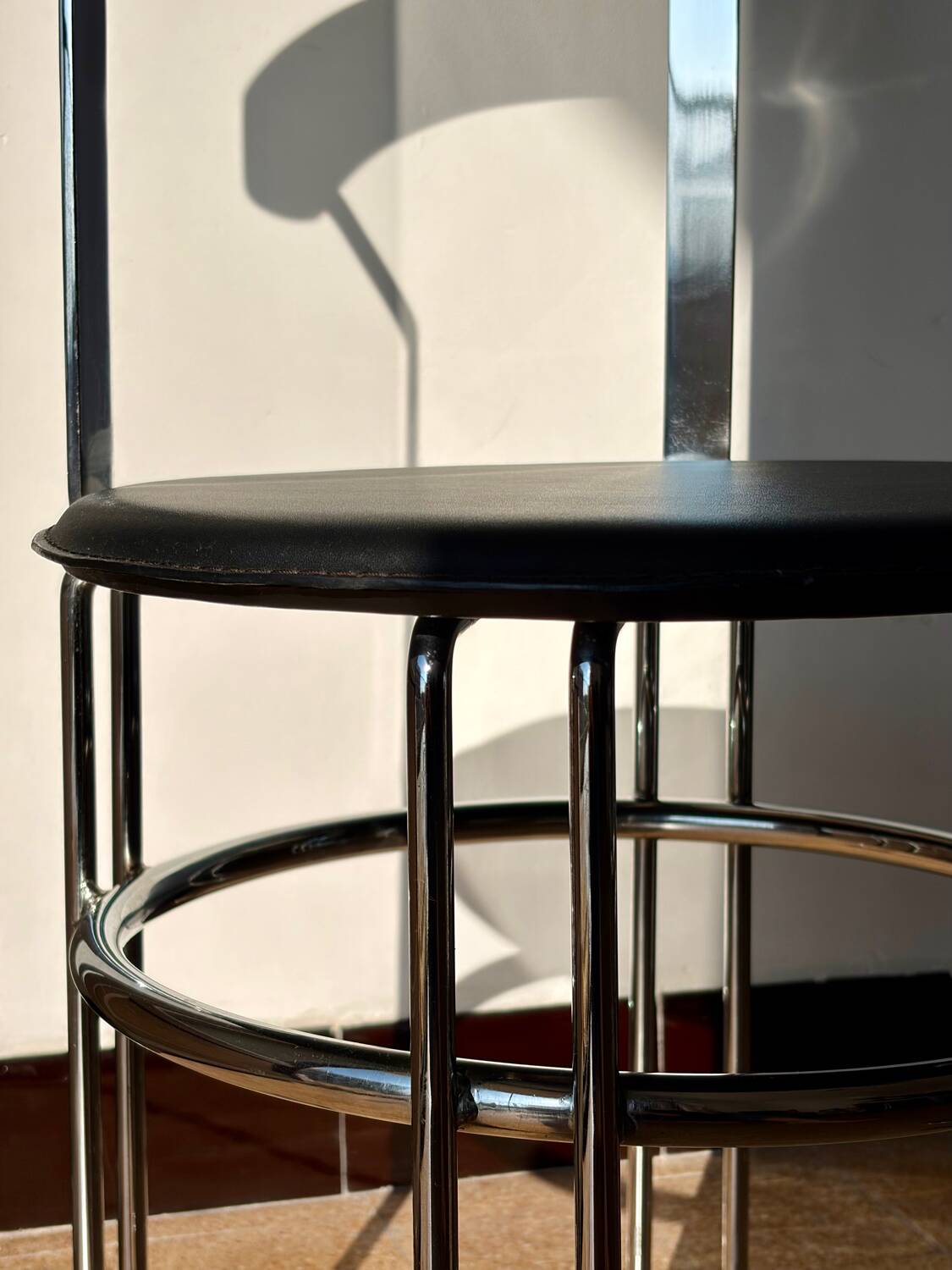 Bauhaus style chair