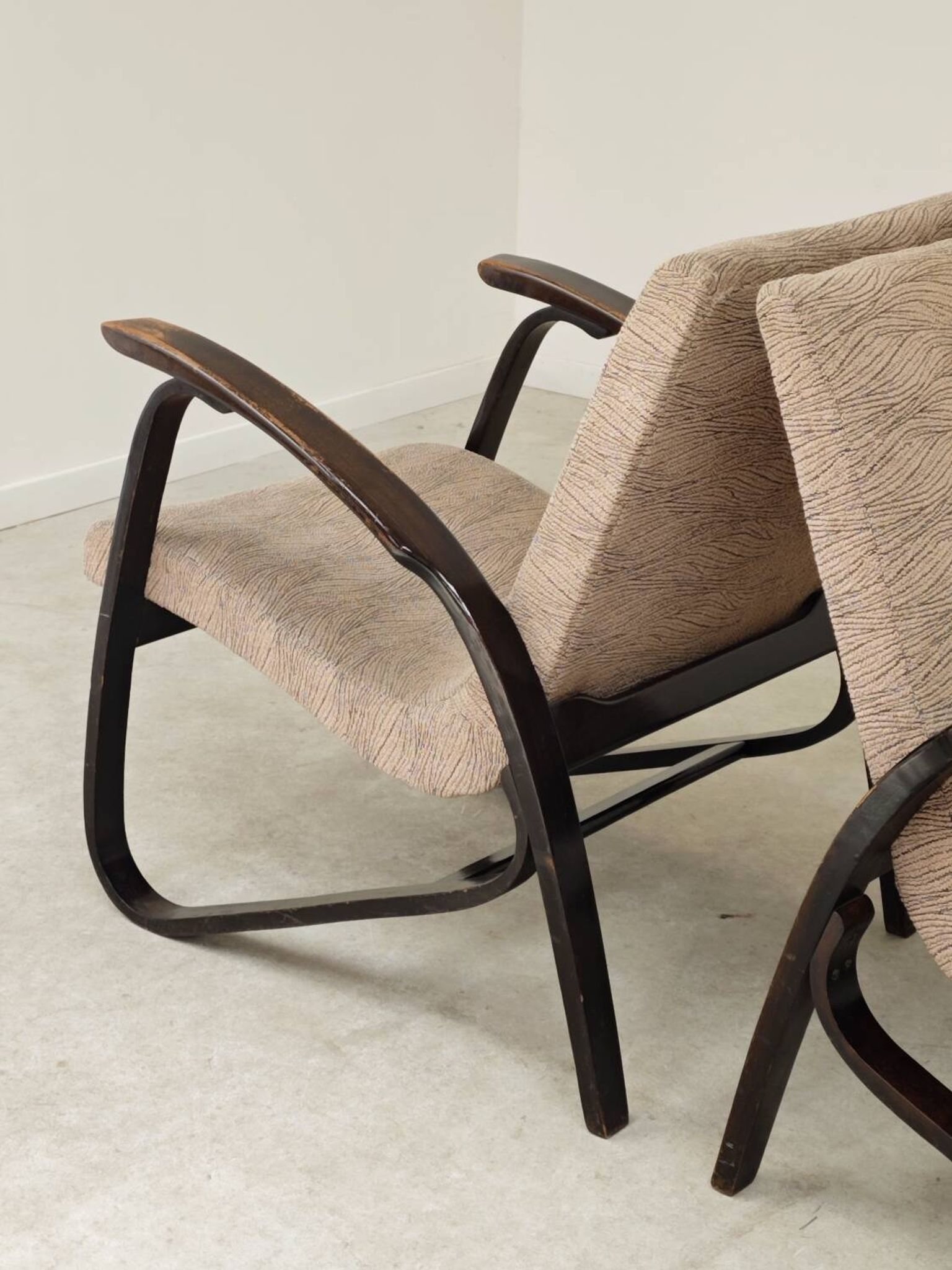 Paire de fauteuils art déco par Jan Vanek 1930