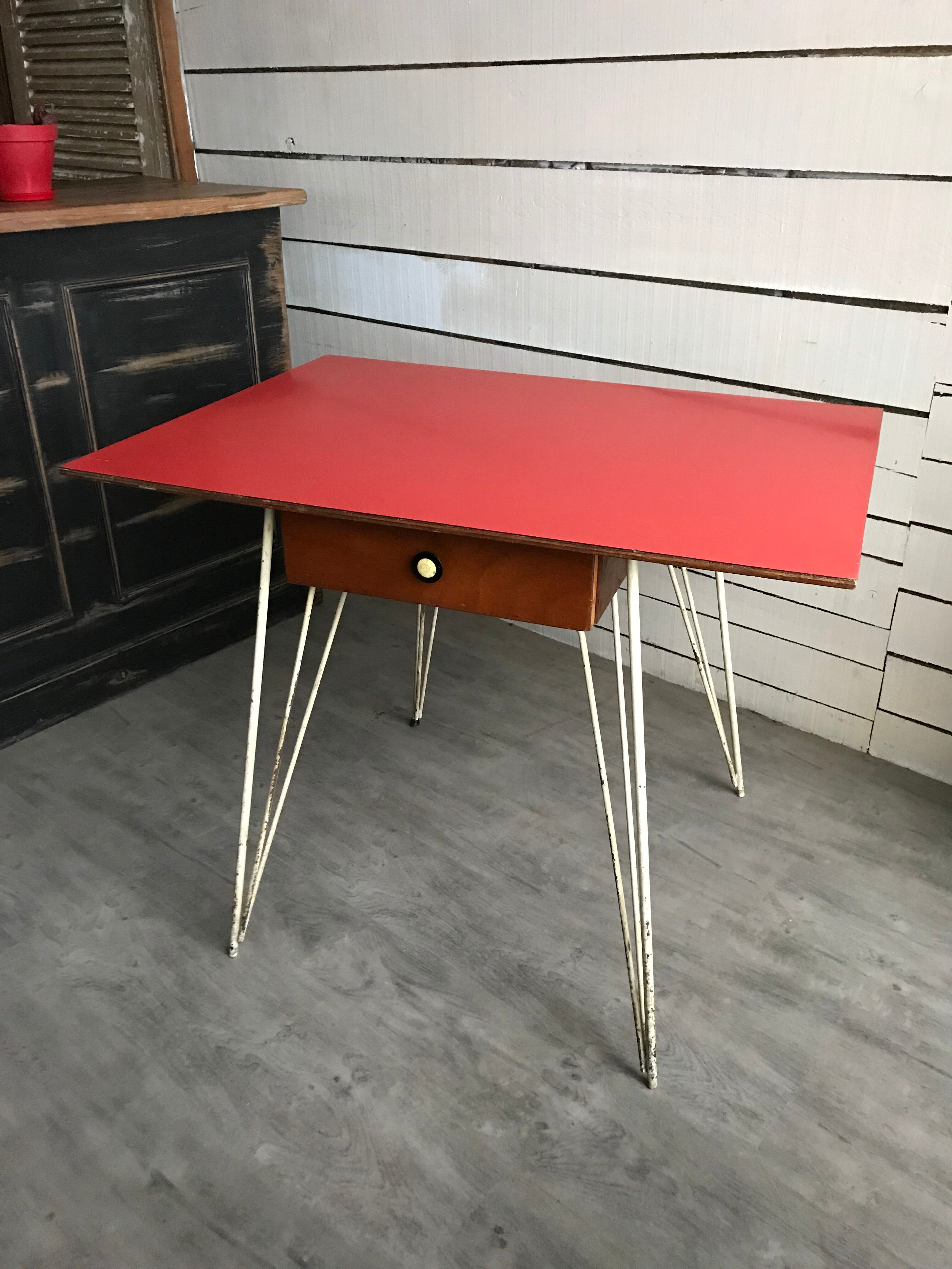 Table vintage formica feet Eiffel