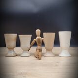 Set 4 mismatched beige cups