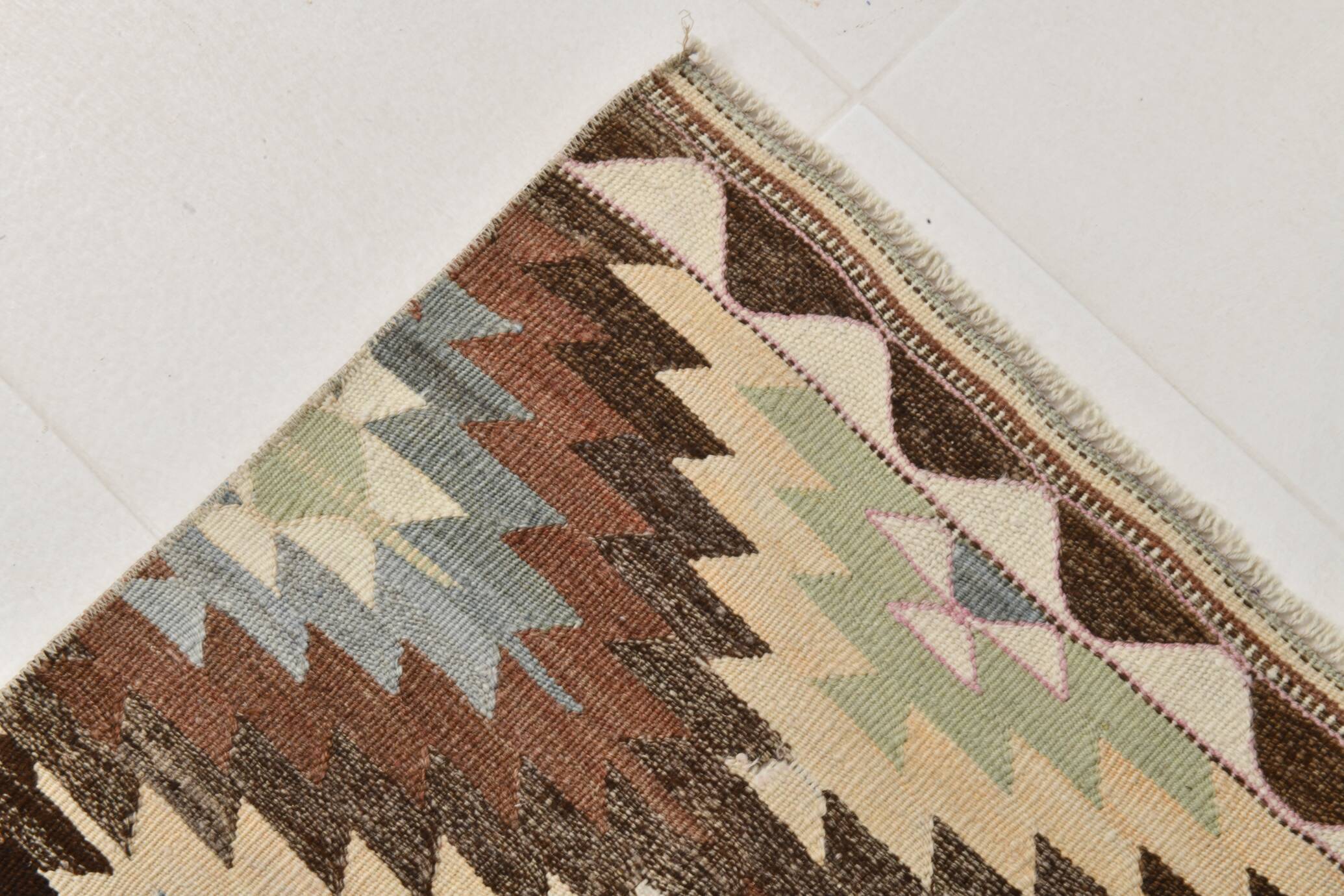 3x10 Pink & Cream Vintage Kilim Runner Rug, 81x306Cm