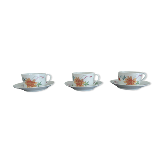 Set of three porcelain lunches