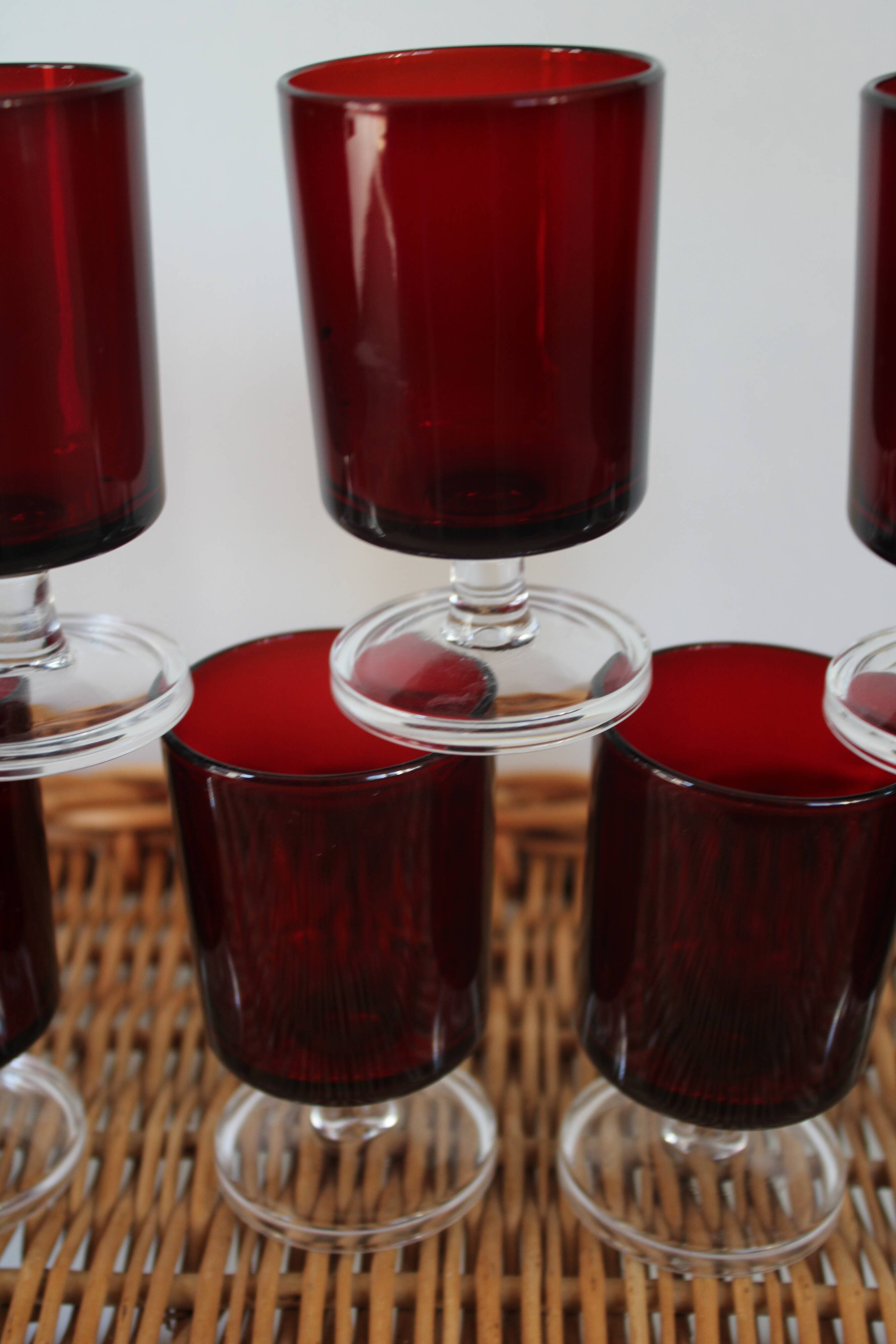 9 verres à vin rouges Luminarc