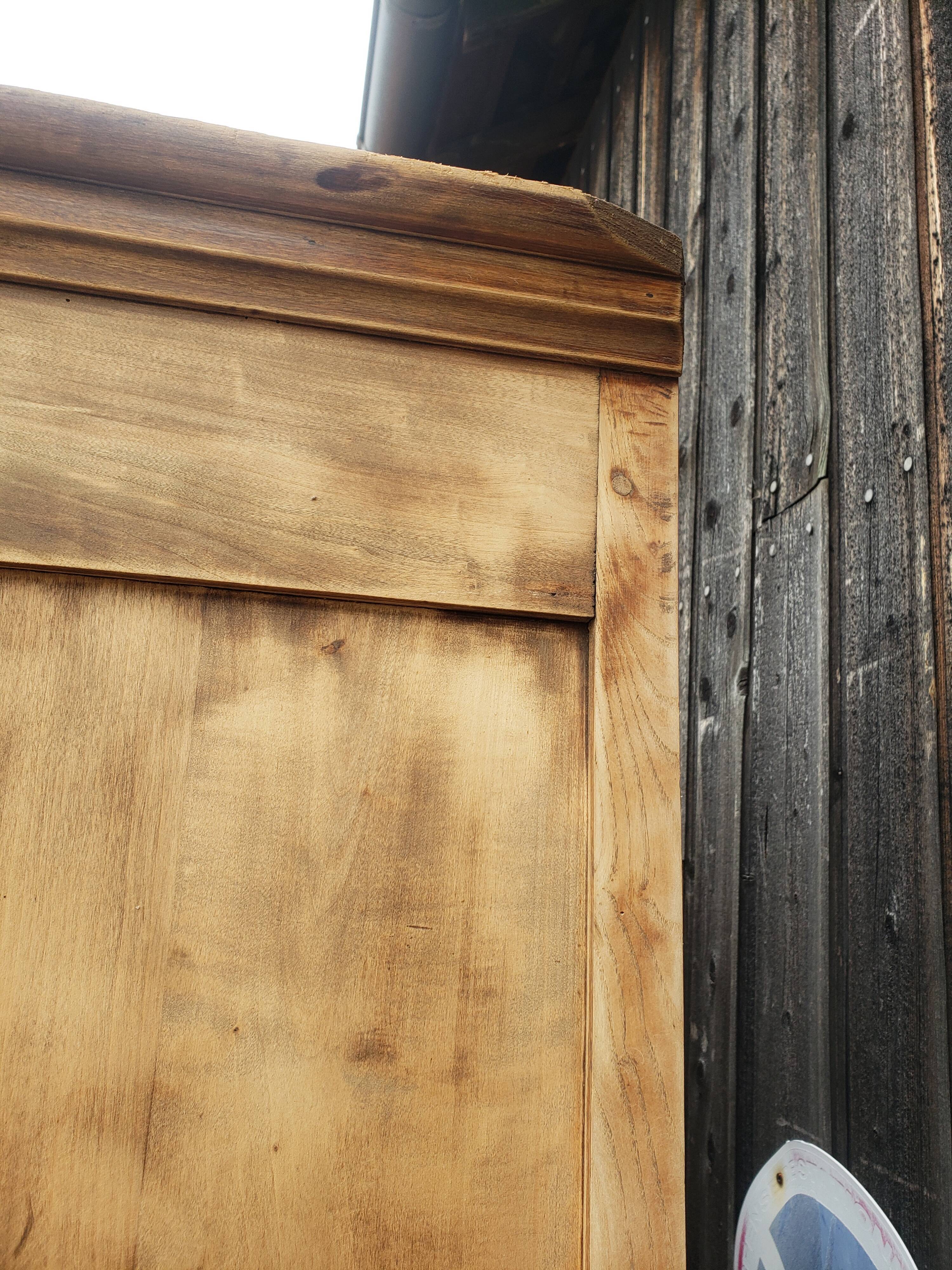 Parisian wardrobe wood in the rough "skirts"