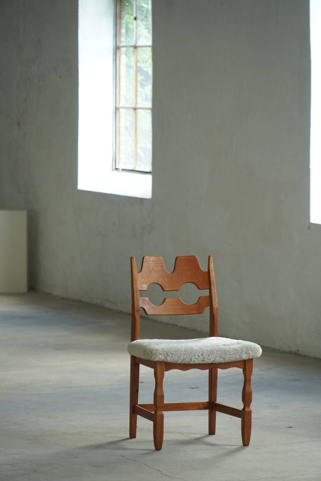 Set of 6 "Razorblade" chairs by Henning Kjærnulf in Oak and Lambswool, 1960s