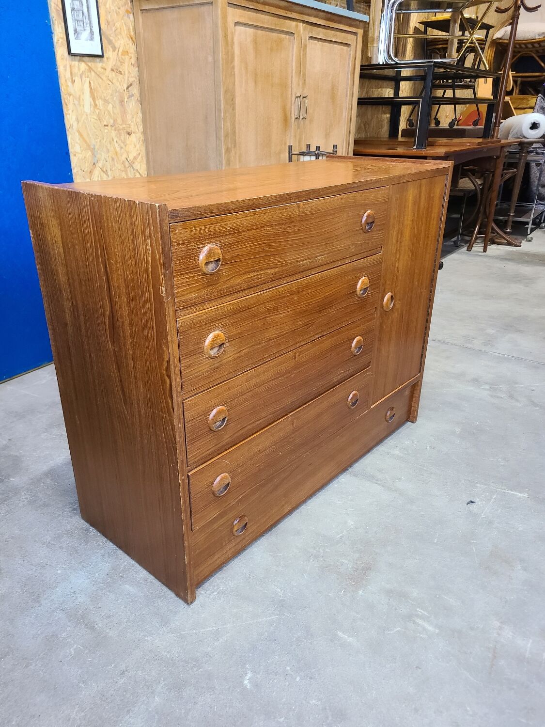Commode scandinave vers 1960