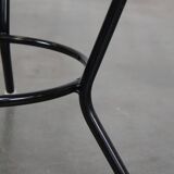 Table d'appoint/table basse ronde vintage en rotin avec plateau en verre nuageux