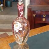 Enamelled decanter