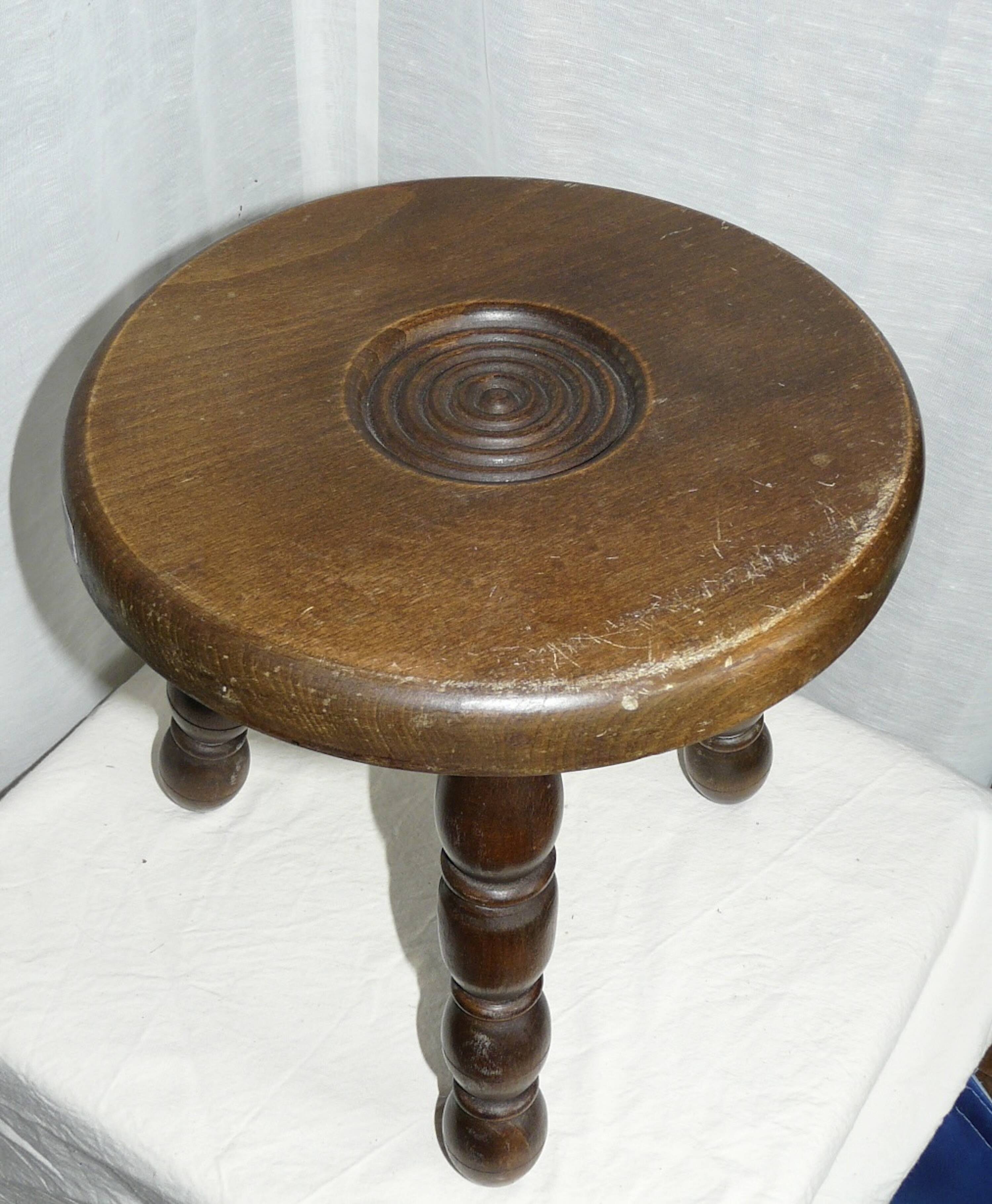 Vintage turned wood tripod stool 1950-60