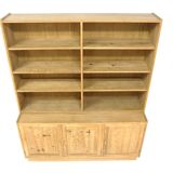 Bibliothèque en chêne, Suède, 1960