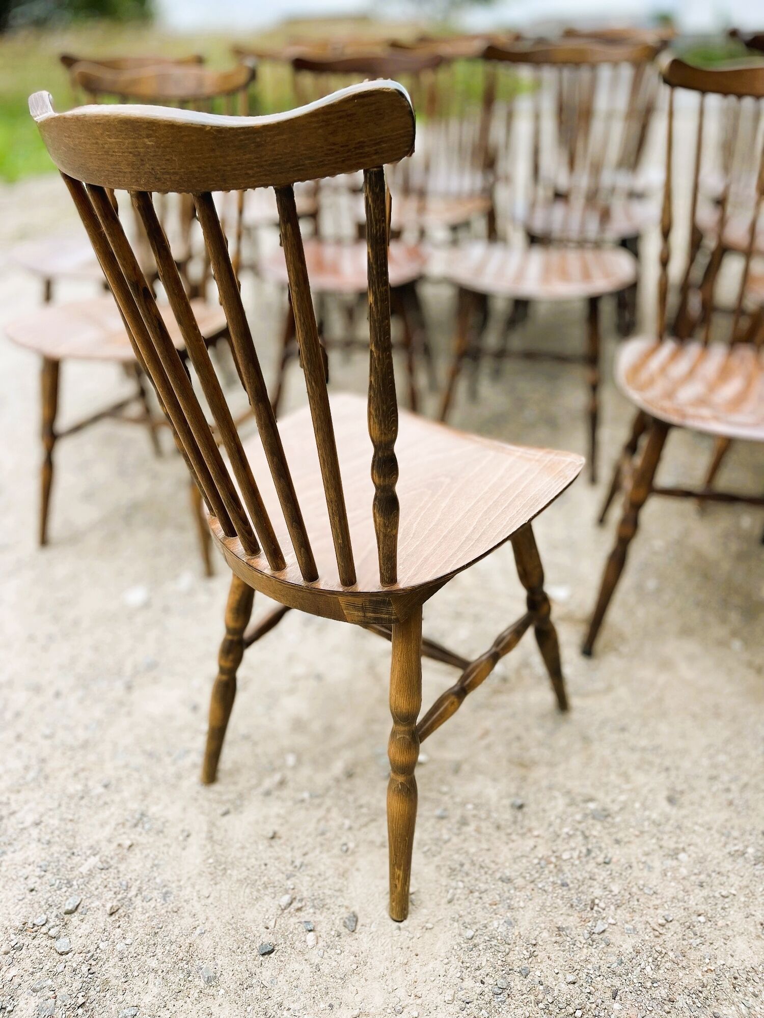 Lot de 15 chaises bistrot Baumann modèle Tacoma années 70