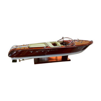 Model boat riva Aquarama