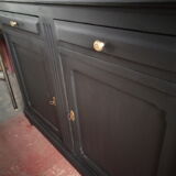 Patinated China buffet