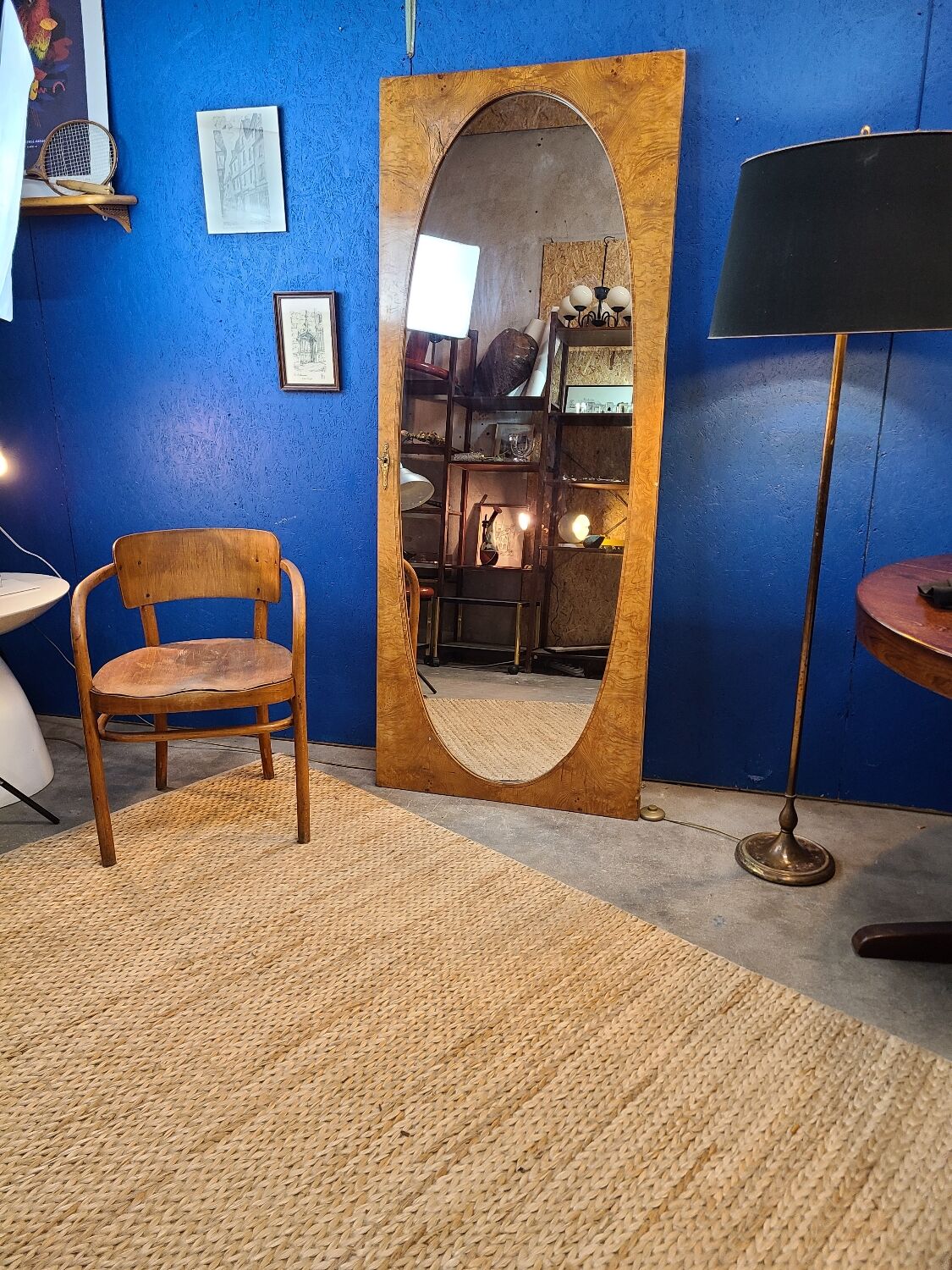 Miroir vintage géant bois clair miroir ovale 1920