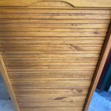 Curtain filing cabinet