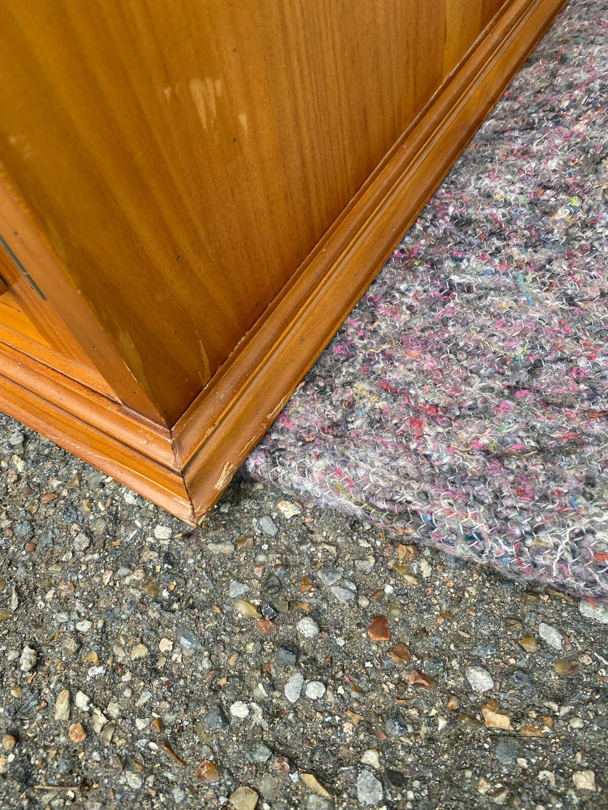Large English display cabinet in solid wood, 20th century, 155cm