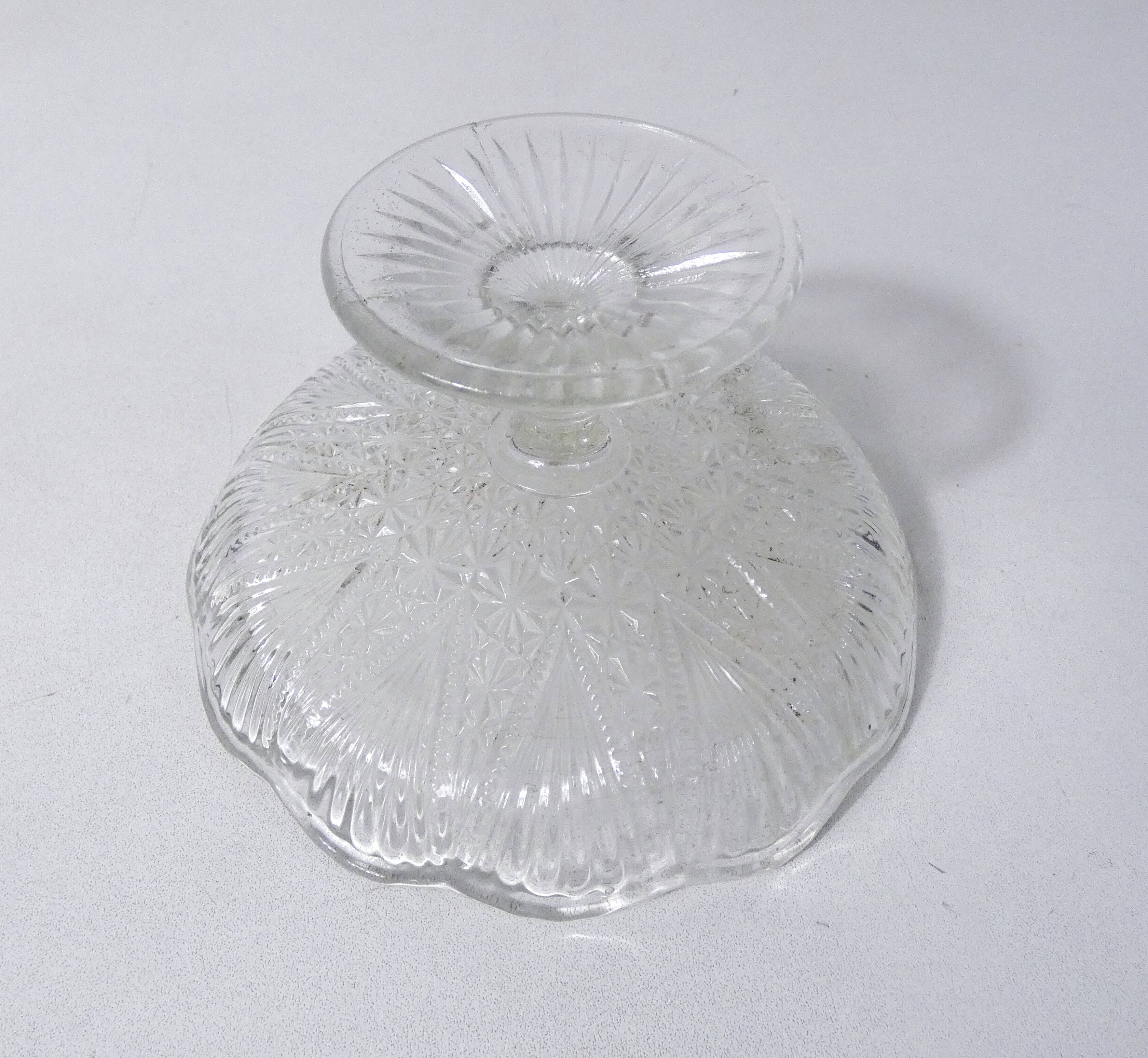Antique Belle Époque pressed glass bowl