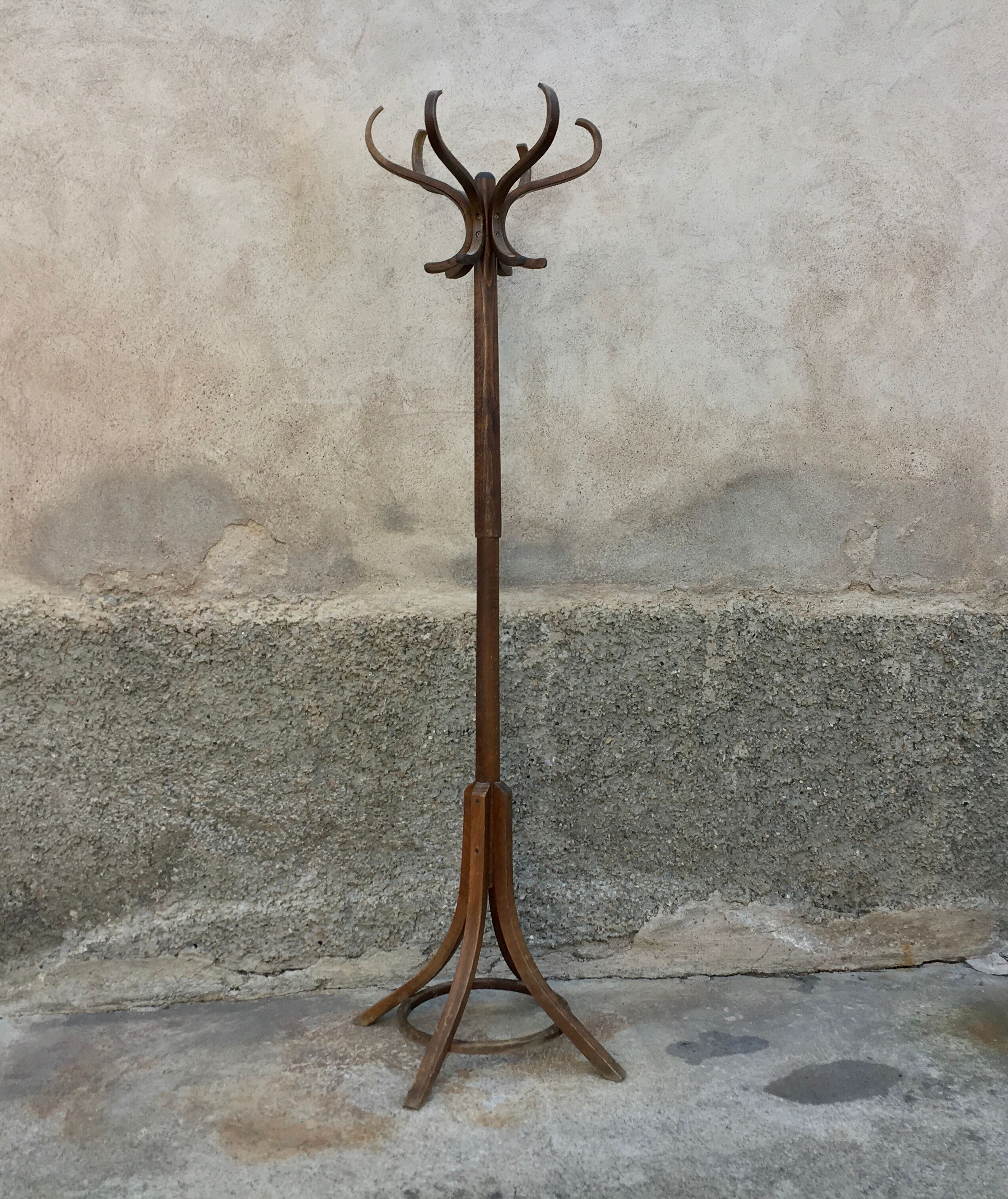 Baumann vintage parrot coat rack