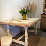 Farm table