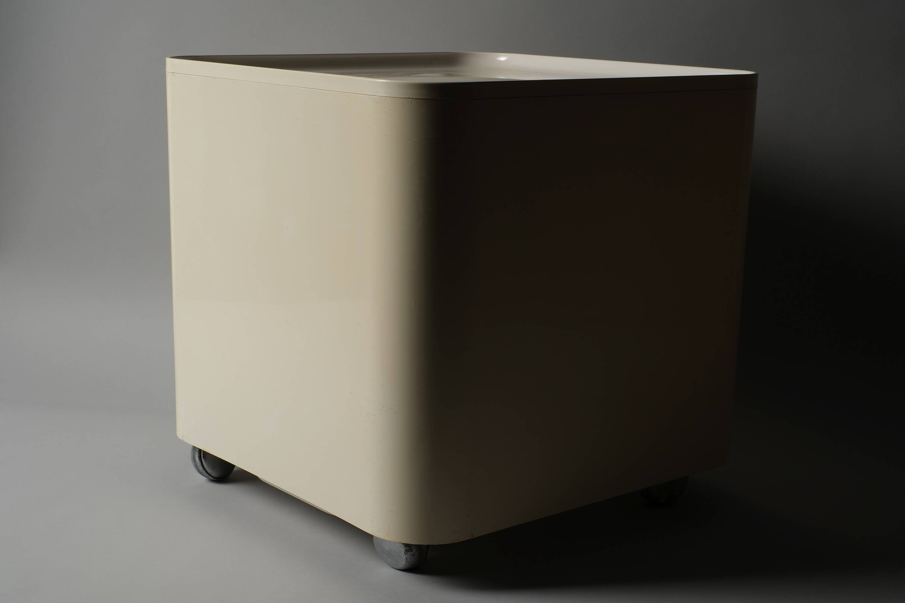 Longato Dime Table by Marcello Siard, Italy, 1970s.