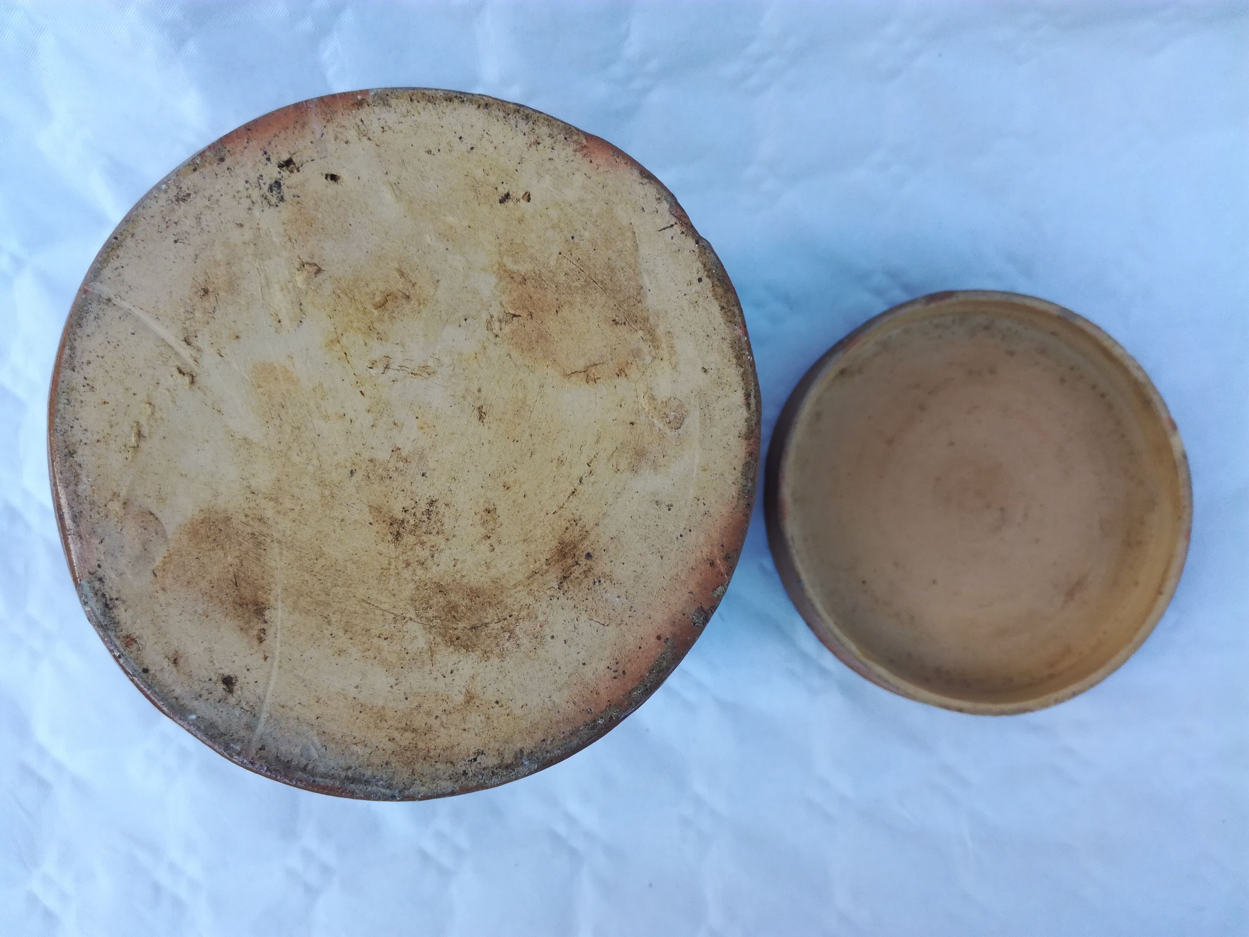 Glazed terracotta pot